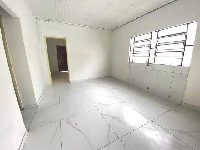 Casa / Sobrado para Locação em Gravataí/RS Girassol 2 Quartos