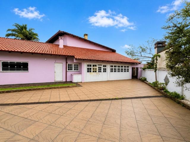 Casa / Sobrado para Locação em Gravataí/RS Oriço 5 Quartos