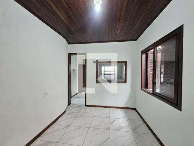 Casa / Sobrado para Locação em Gravataí/RS Passos dos Ferreiros 2 Quartos