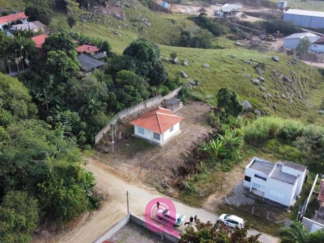 Casa / Sobrado para Locação em Gravatal/SC Zona Rural 2 Quartos