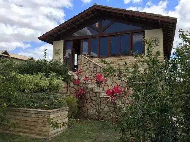 Casa / Sobrado para Locação em Gravatá/PE Alpes Suiços 4 Quartos