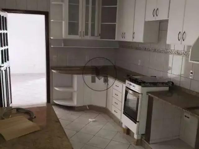 Casa / Sobrado para Locação em Guaratinguetá/SP Nova Guará 3 Quartos