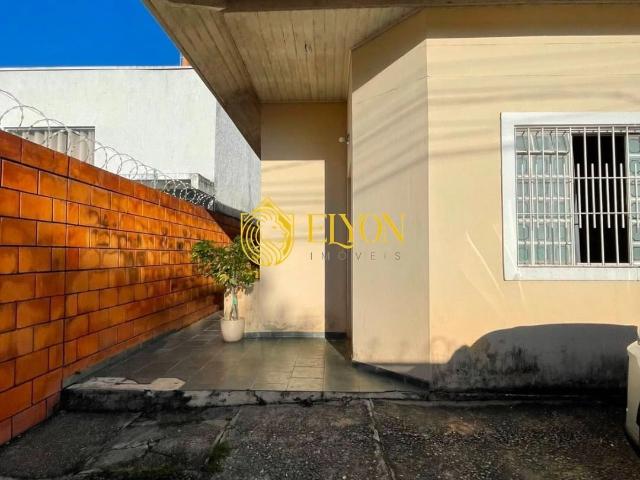 Casa / Sobrado para Locação em Guaratinguetá/SP Parque Residencial Beira Rio I 3 Quartos
