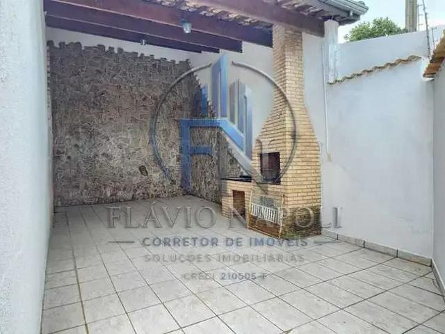 Casa / Sobrado para Locação em Guaratinguetá/SP Portal das Colinas 3 Quartos