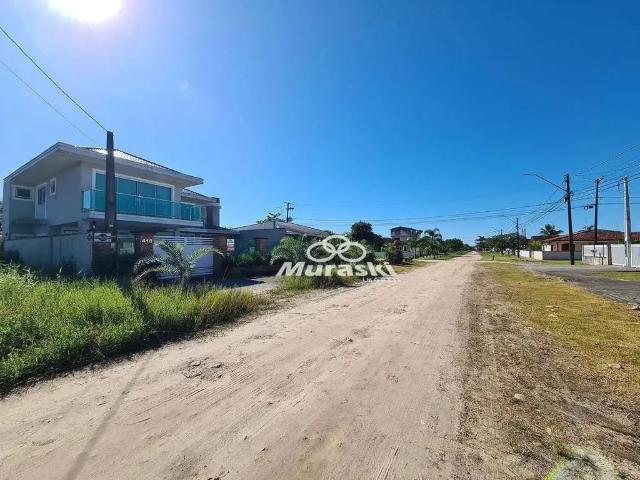Casa / Sobrado para Locação em Guaratuba/PR Coroados 3 Quartos