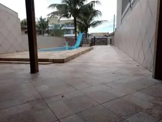 Casa / Sobrado para Locação em Guaratuba/PR Brejatuba 3 Quartos