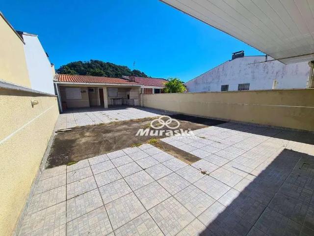 Casa / Sobrado para Locação em Guaratuba/PR Centro 4 Quartos