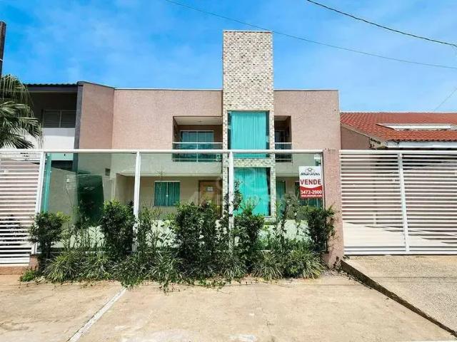 Casa / Sobrado para Locação em Guaratuba/PR Centro 6 Quartos