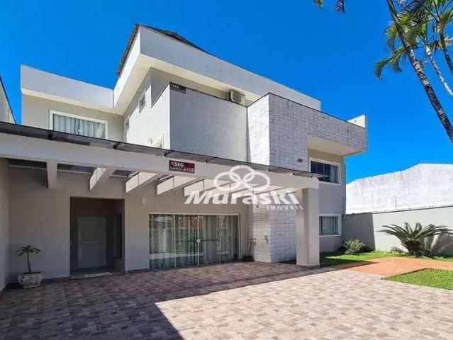 Casa / Sobrado para Locação em Guaratuba/PR Centro 8 Quartos