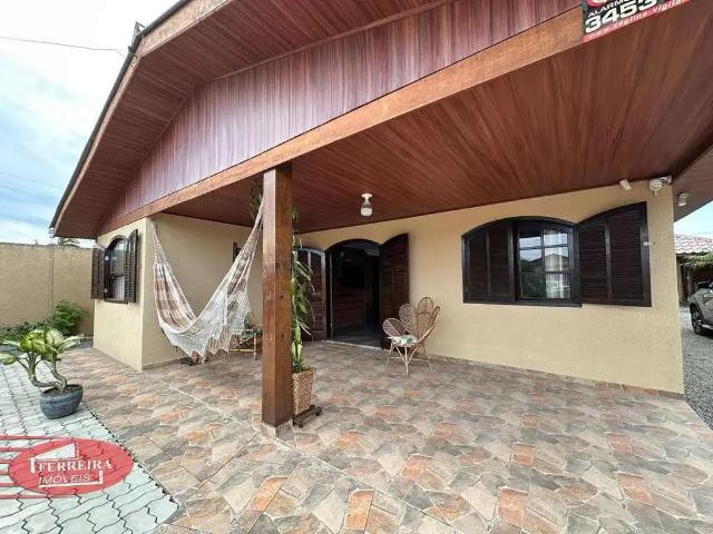 Casa / Sobrado para Locação em Guaratuba/PR Brejatuba 3 Quartos