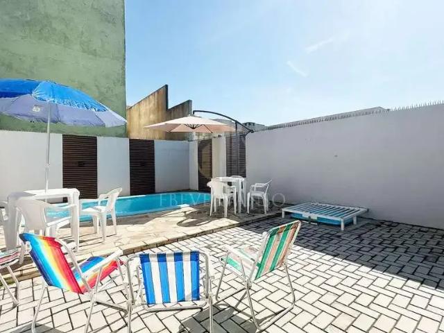 Casa / Sobrado para Locação em Guaratuba/PR Brejatuba 4 Quartos