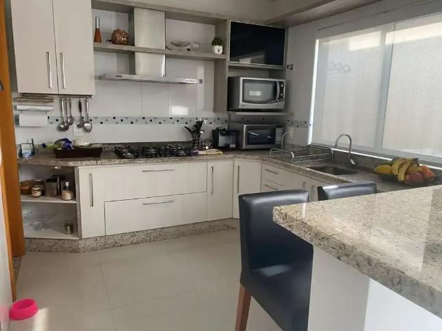 Casa / Sobrado para Locação em Guarapuava/PR Trianon 3 Quartos