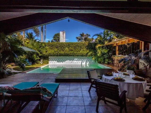 Casa / Sobrado para Locação em Guarujá/SP Balneário Praia do Pernambuco 3 Quartos