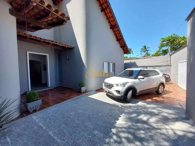 Casa / Sobrado para Locação em Guarujá/SP Balneário Praia do Pernambuco 4 Quartos