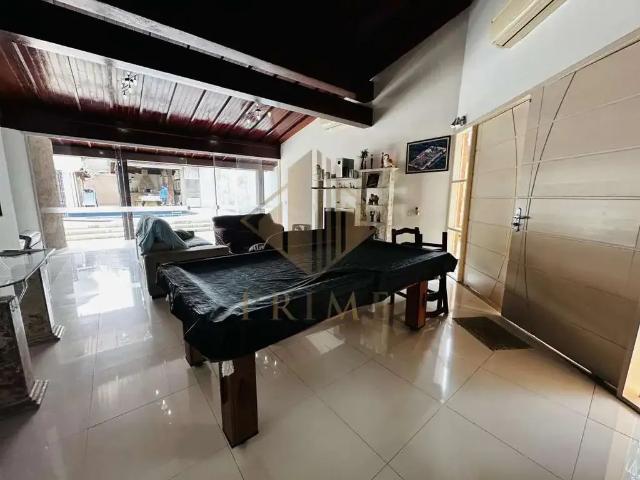 Casa / Sobrado para Locação em Guarujá/SP Enseada 7 Quartos