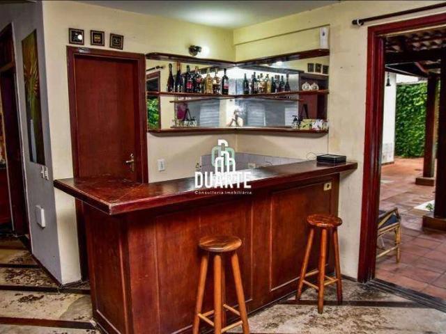 Casa / Sobrado para Locação em Guarujá/SP Enseada 7 Quartos