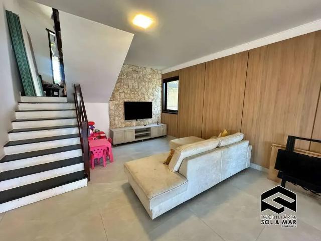 Casa / Sobrado para Locação em Guarujá/SP Enseada 4 Quartos