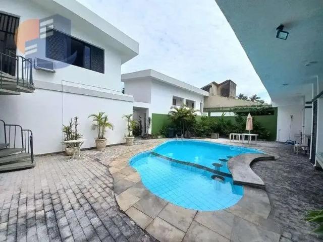 Casa / Sobrado para Locação em Guarujá/SP Enseada 5 Quartos