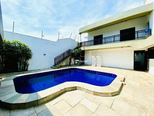 Casa / Sobrado para Locação em Guarujá/SP Enseada 6 Quartos