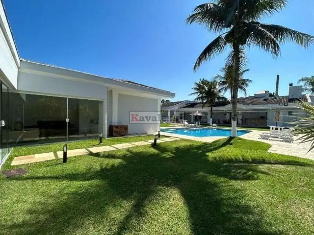 Casa / Sobrado para Locação em Guarujá/SP Jardim Acapulco 7 Quartos