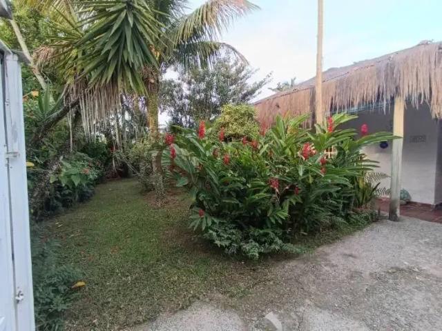 Casa / Sobrado para Locação em Guarujá/SP Jardim Guaiuba 6 Quartos