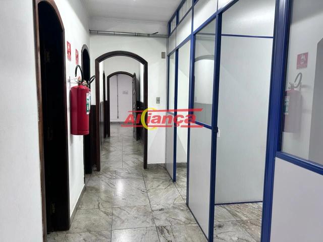 Casa / Sobrado para Locação em Guarulhos/SP Centro 1 Quartos