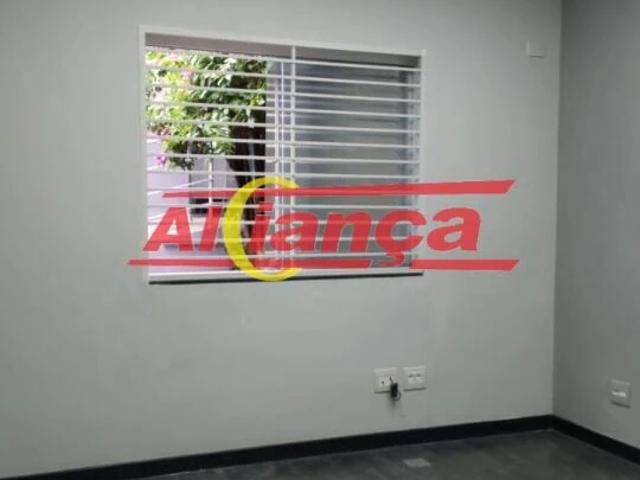 Casa / Sobrado para Locação em Guarulhos/SP Centro 1 Quartos