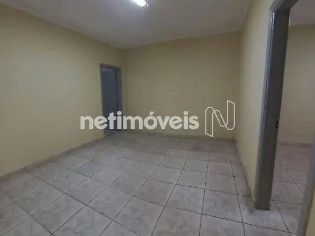 Casa / Sobrado para Locação em Guarulhos/SP Centro 2 Quartos