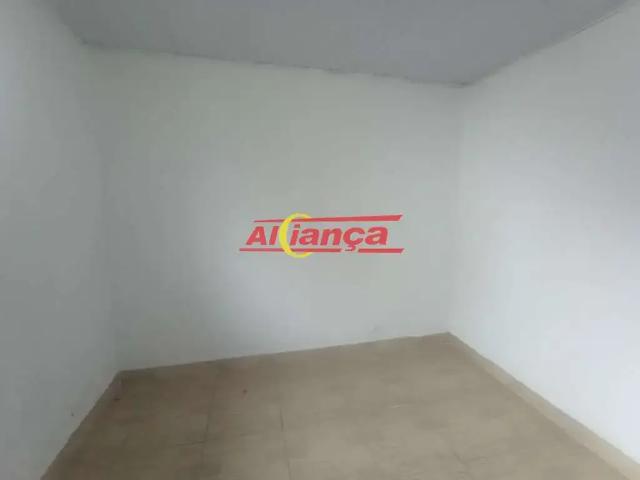 Casa / Sobrado para Locação em Guarulhos/SP Centro 5 Quartos