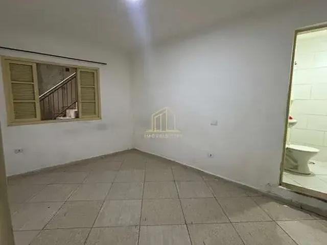 Casa / Sobrado para Locação em Guarulhos/SP Gopoúva 1 Quartos