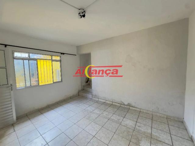 Casa / Sobrado para Locação em Guarulhos/SP Gopoúva 3 Quartos