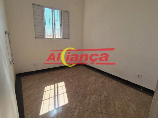 Casa / Sobrado para Locação em Guarulhos/SP Jardim Maia 3 Quartos