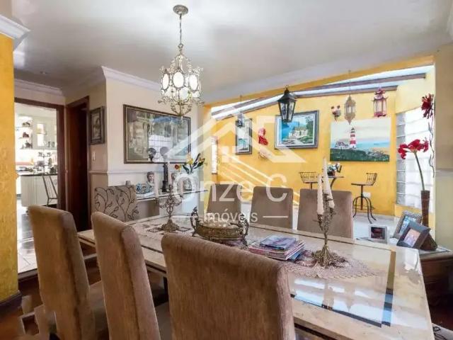 Casa / Sobrado para Locação em Guarulhos/SP Jardim Maia 3 Quartos