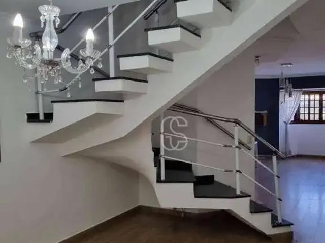 Casa / Sobrado para Locação em Guarulhos/SP Jardim Maia 3 Quartos