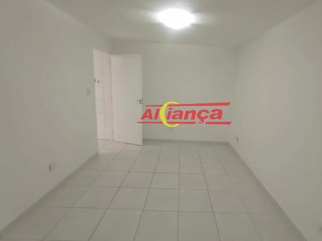 Casa / Sobrado para Locação em Guarulhos/SP Jardim Maia 1 Quartos