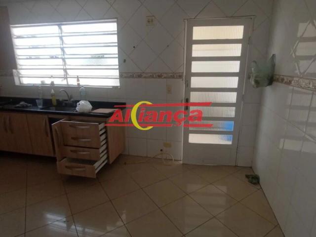 Casa / Sobrado para Locação em Guarulhos/SP Jardim Maia 2 Quartos