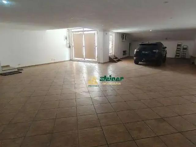 Casa / Sobrado para Locação em Guarulhos/SP Jardim Maia 4 Quartos