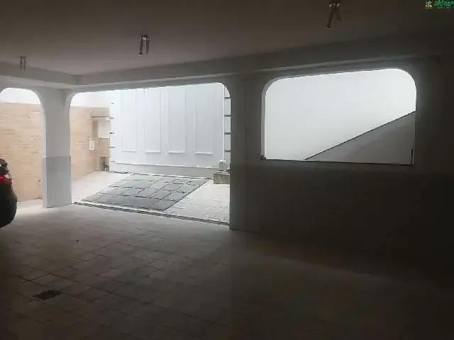 Casa / Sobrado para Locação em Guarulhos/SP Jardim Maia 5 Quartos