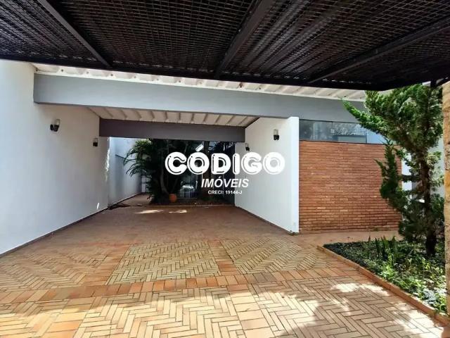 Casa / Sobrado para Locação em Guarulhos/SP Jardim Maia 5 Quartos