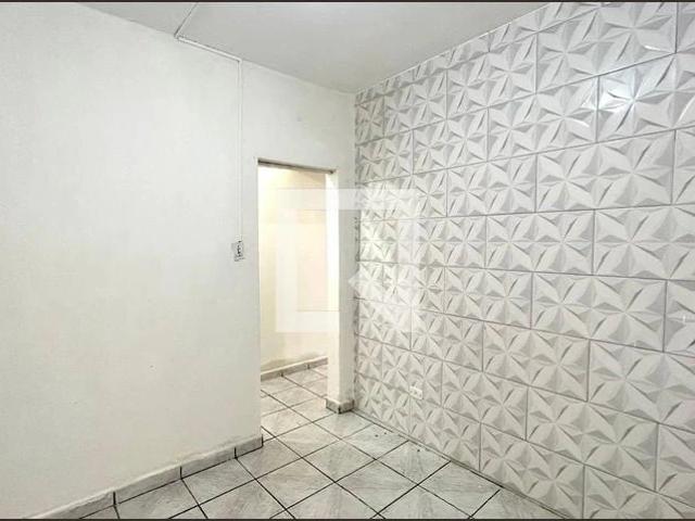 Casa / Sobrado para Locação em Guarulhos/SP Jardim Nova Cidade 2 Quartos
