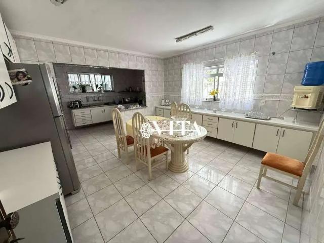 Casa / Sobrado para Locação em Guarulhos/SP Jardim Barbosa 5 Quartos