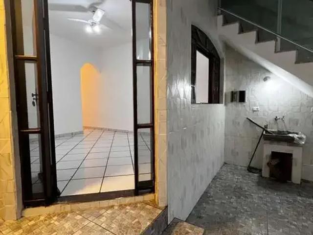 Casa / Sobrado para Locação em Guarulhos/SP Jardim Bela Vista 2 Quartos