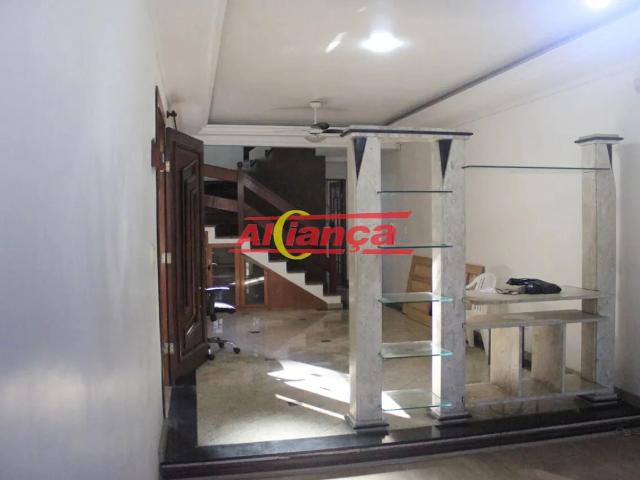Casa / Sobrado para Locação em Guarulhos/SP Jardim Bom Clima 3 Quartos
