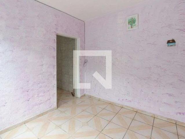 Casa / Sobrado para Locação em Guarulhos/SP Jardim Célia 1 Quartos