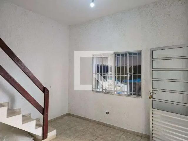 Casa / Sobrado para Locação em Guarulhos/SP Jardim Célia 1 Quartos