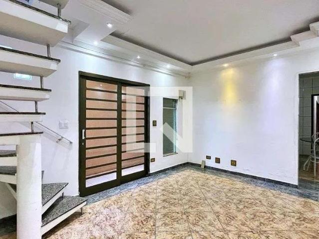 Casa / Sobrado para Locação em Guarulhos/SP Jardim Cocaia 4 Quartos