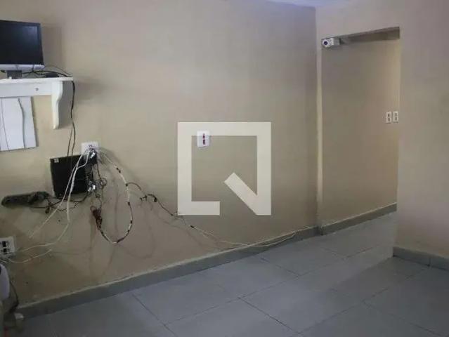 Casa / Sobrado para Locação em Guarulhos/SP Jardim Cocaia 1 Quartos