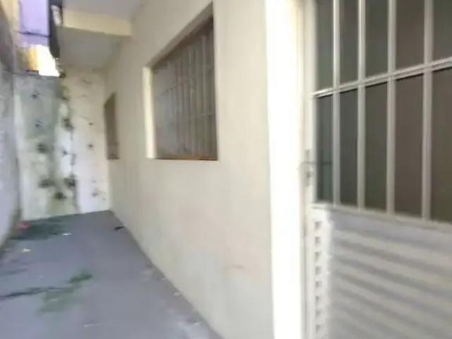 Casa / Sobrado para Locação em Guarulhos/SP Jardim do Papai 1 Quartos
