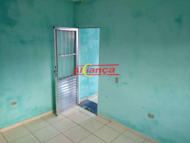 Casa / Sobrado para Locação em Guarulhos/SP Jardim do Triunfo 1 Quartos