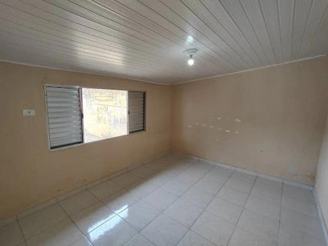 Casa / Sobrado para Locação em Guarulhos/SP Jardim Dourado 2 Quartos